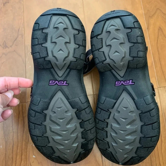 Teva Tirra Sandals Size 6 - Picture 8 of 9